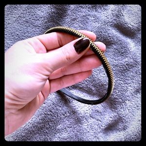 Black and gold ‘Zipper’ headband